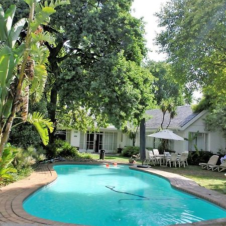 Garden Place Guest Houses Johannesburg Exterior foto